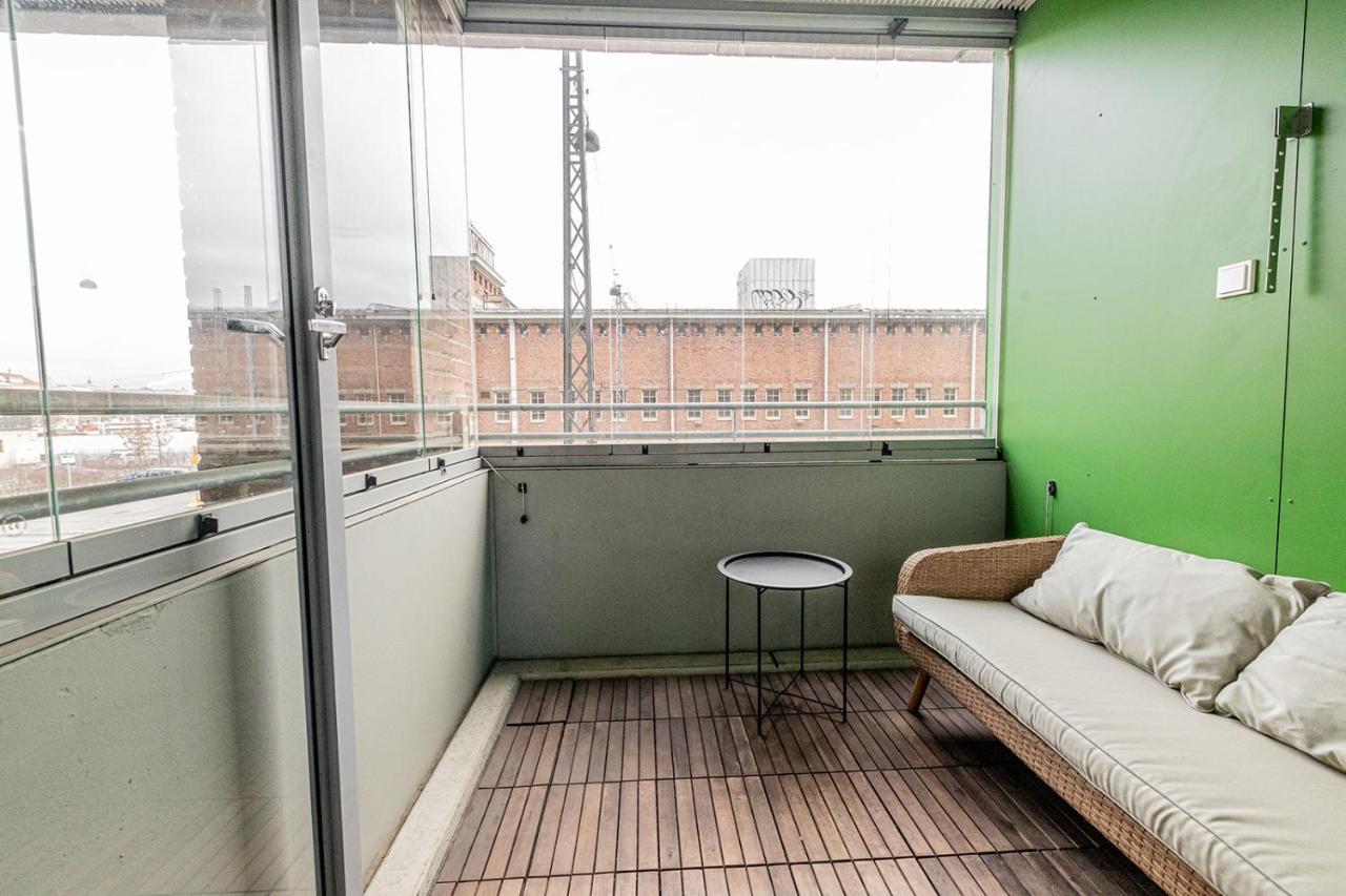 Sleepwell Apartment Rio- Tyynimeri With Private Sauna And Parking 赫尔辛基 外观 照片
